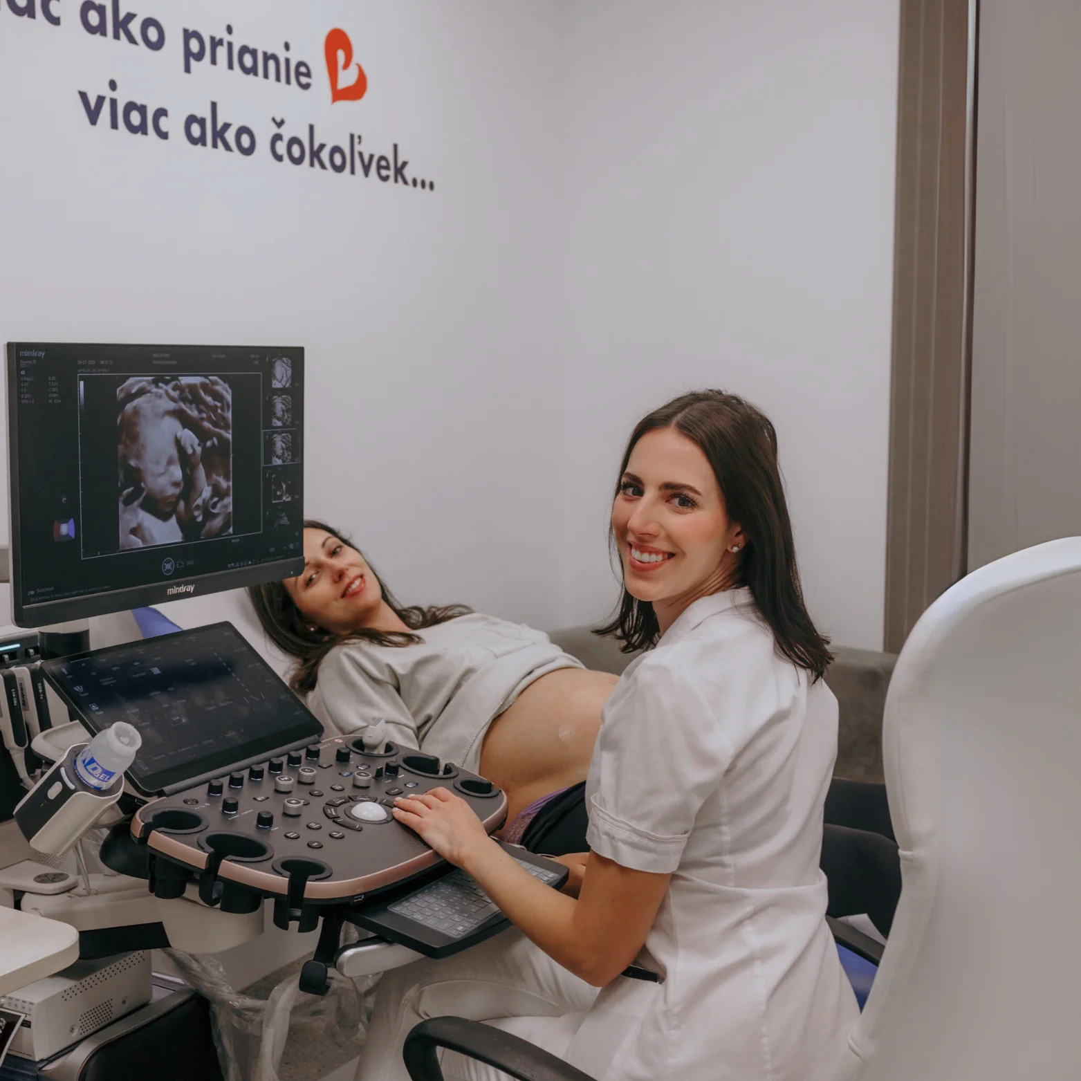 GYN-FIV, neplosnot, plodnost, centrum asistovanej reprodukcie, umele oplodnenie, IVF, ultrazvuk, liecba neplodnosti, program prirodzeneho otehotnenia, mimotelove oplodnenie